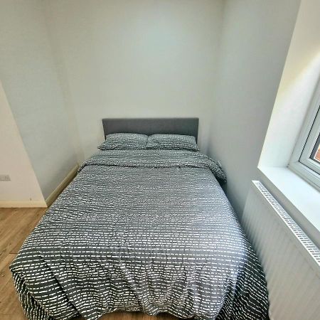 Mile End Budget Guesthouse London Exterior foto