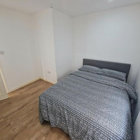 Mile End Budget Guesthouse London Exterior foto